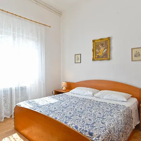 Mira 615 Apartmán