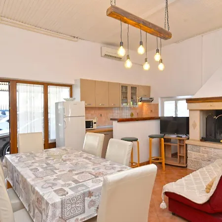 Apartmán Mira 615 *