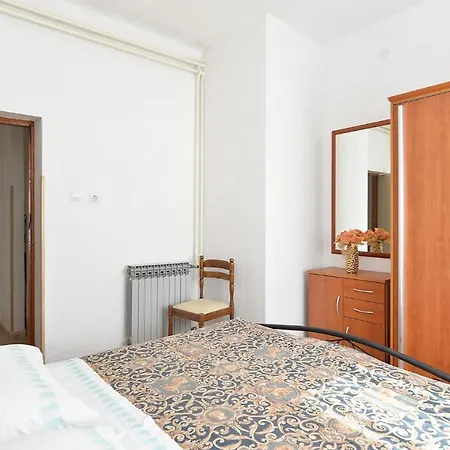 Mira 615 Apartmán *