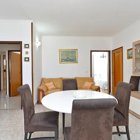 Apartmán Mira 615