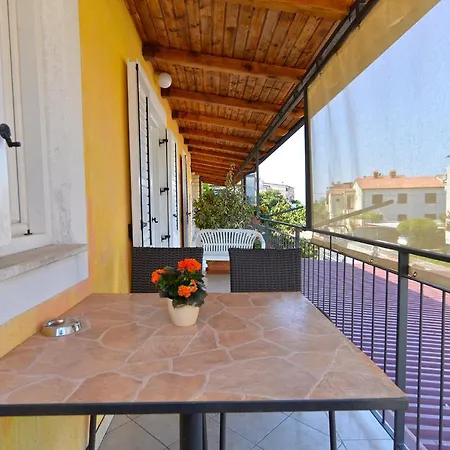 Mira 615 Apartmán